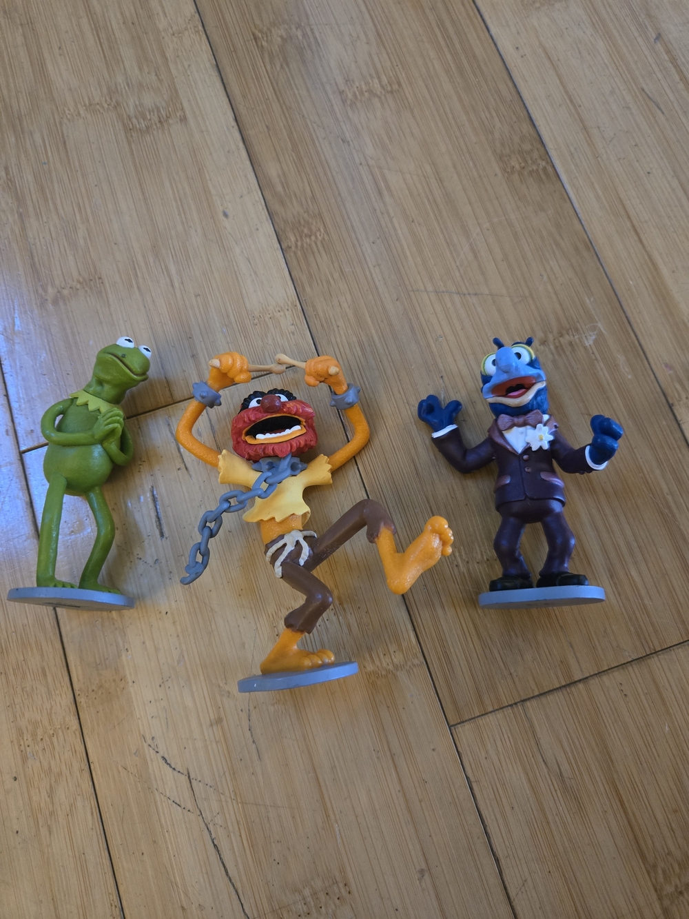 Disney Store Muppet Trip Character Figures Set Of 3 Kermit Gonzo Amimal Collect